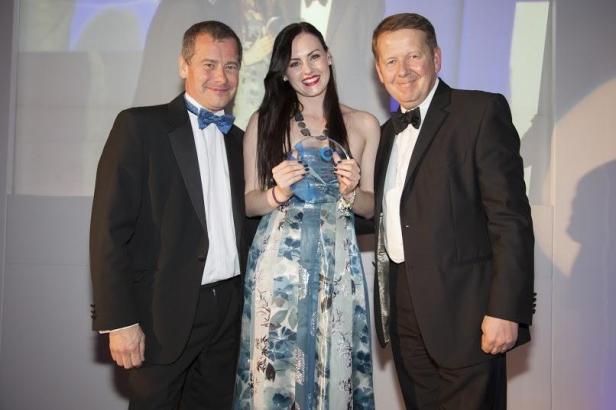 1487346_10151828751860849_356751731_n-copy